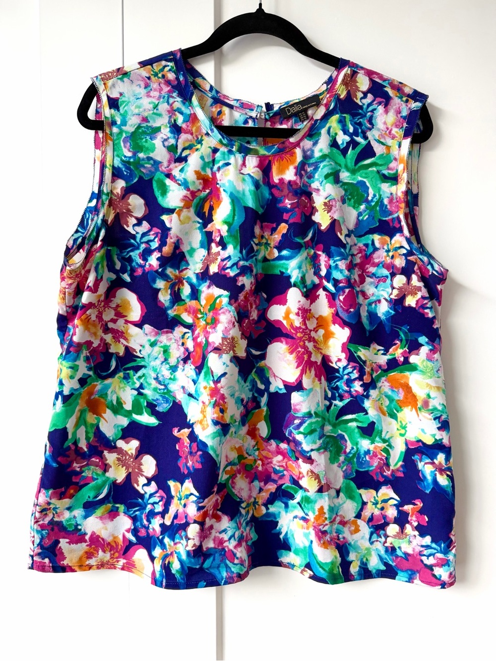 Dalia Sleeveless Floral Blouse